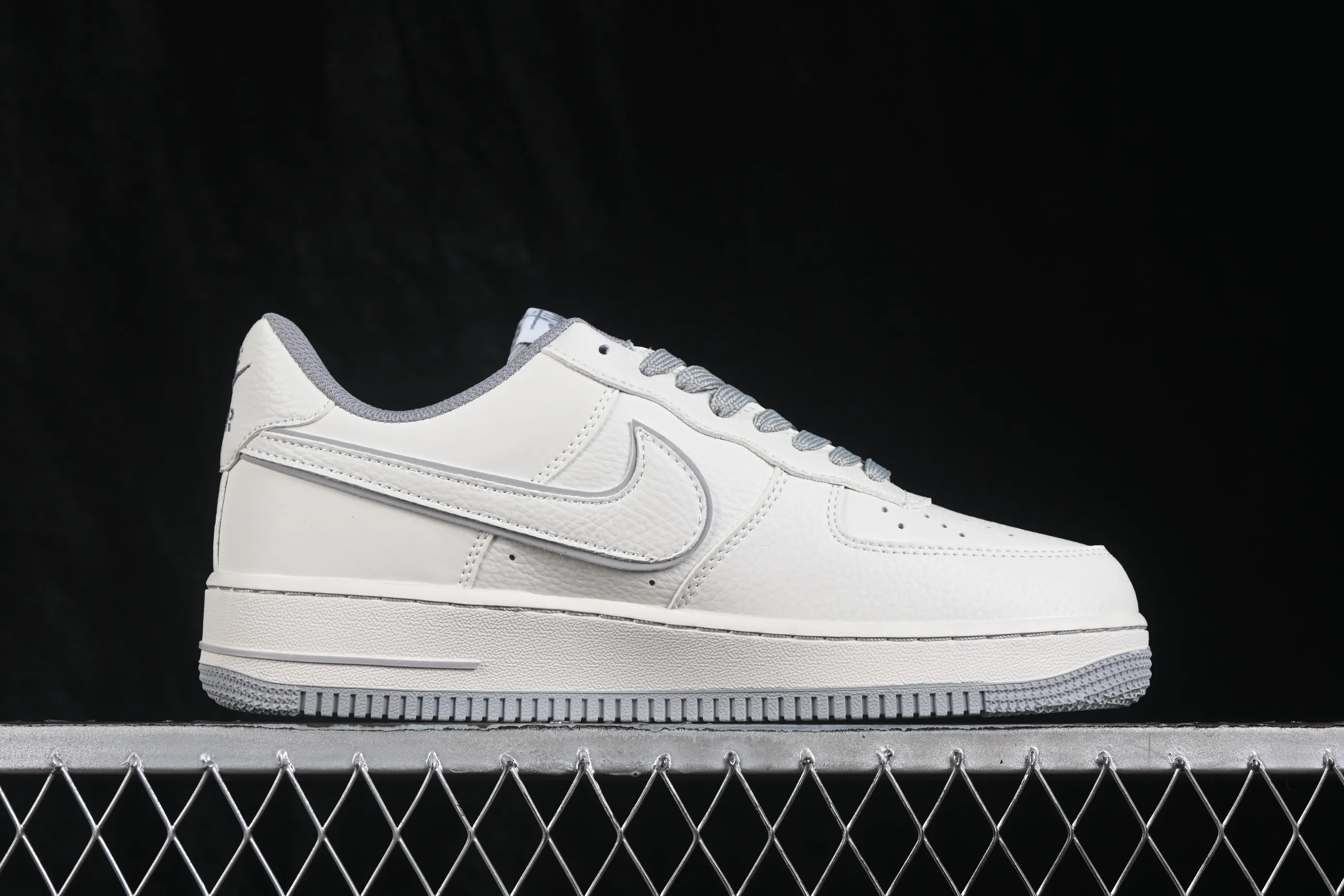 All categories Nk Air Force 1 Air Force series Nk Air Force 1 Low Air Force low-top Nike Air Force 1'07 Low joint model Air Force 1 low-top casual sneakers NH0601-603